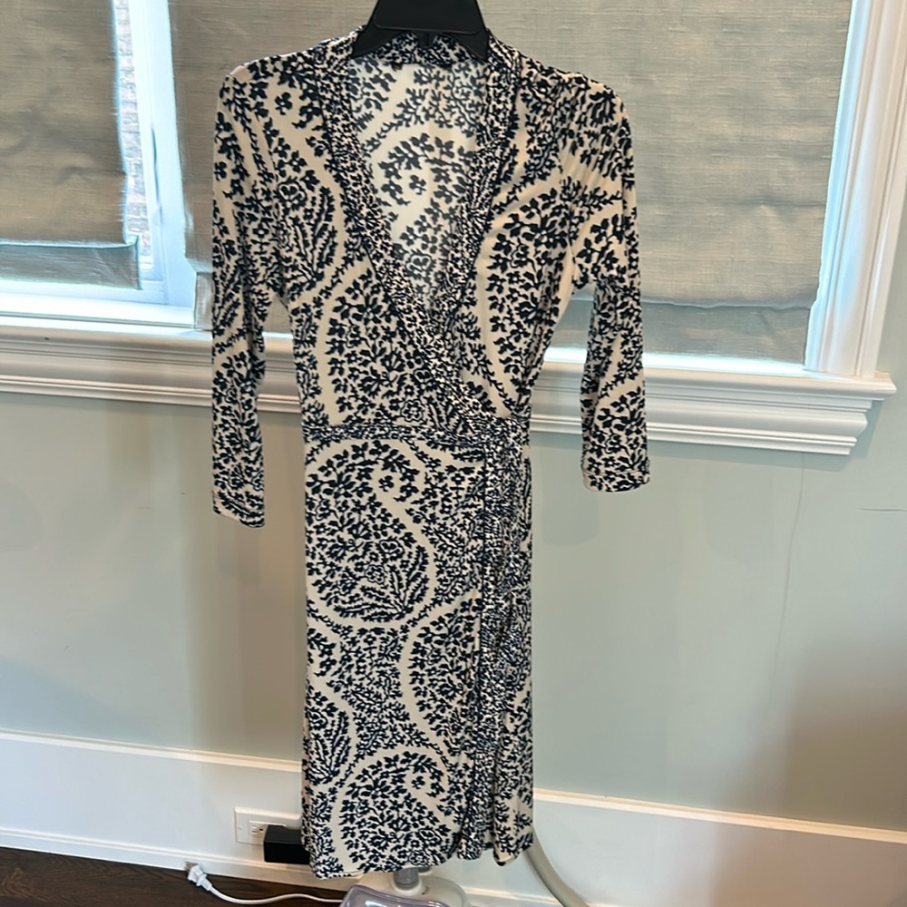 BCBG 3/4 sleeve midi wrap dress, blue and cream, Sz S